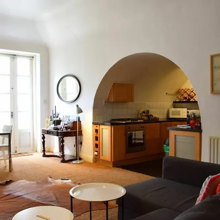 1 Bedroom In Centre Location Apartment